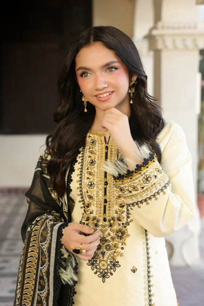 3PC EMBROIDERED LAWN SUIT - GR-695