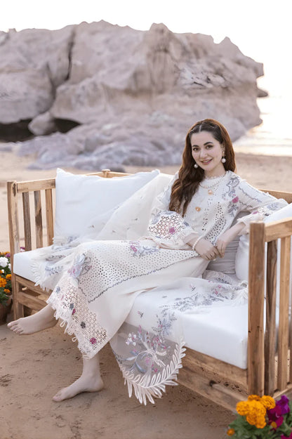 3 PC EMBROIDERED LAWN SUIT - GR-315