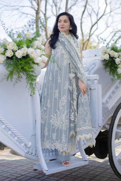 3PC EMBROIDED LAWN SUIT  GR - 743