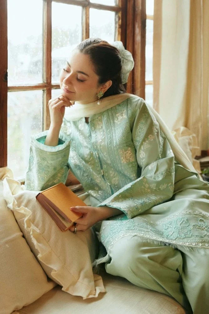 3PC EMBROIDERED LAWN SUIT - GR-134