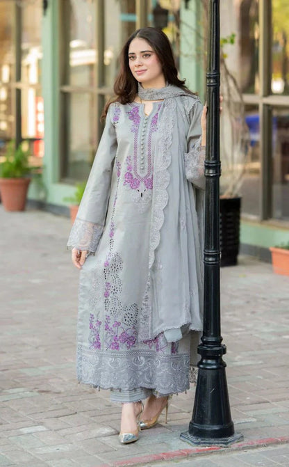 3PC EMBROIDERED LAWN SUIT - GR-515
