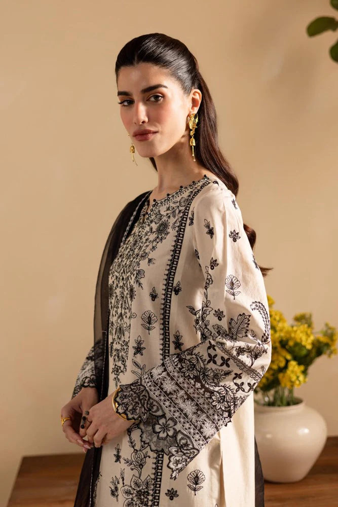 3PC EMBROIDERED LAWN SUIT - GR-666