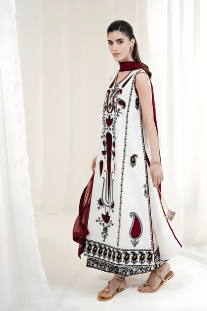 3PC EMBROIDERED LAWN SUIT - GR-703