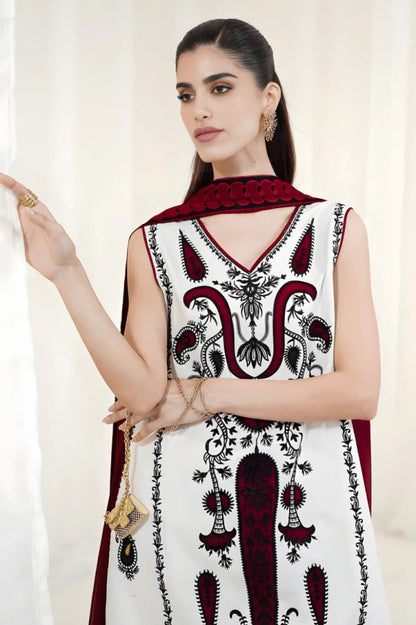 3PC EMBROIDERED LAWN SUIT - GR-703