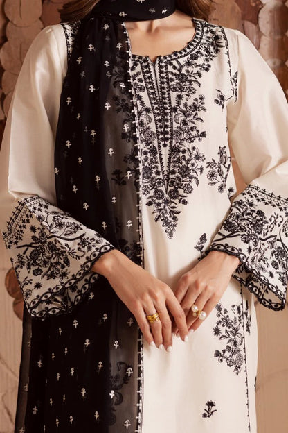 3PC EMBROIDERED LAWN SUIT - GR-704