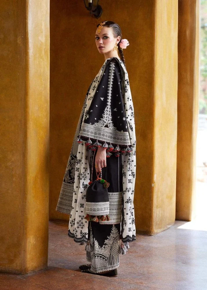 3PC EMBROIDERED LAWN SUIT - GR-705